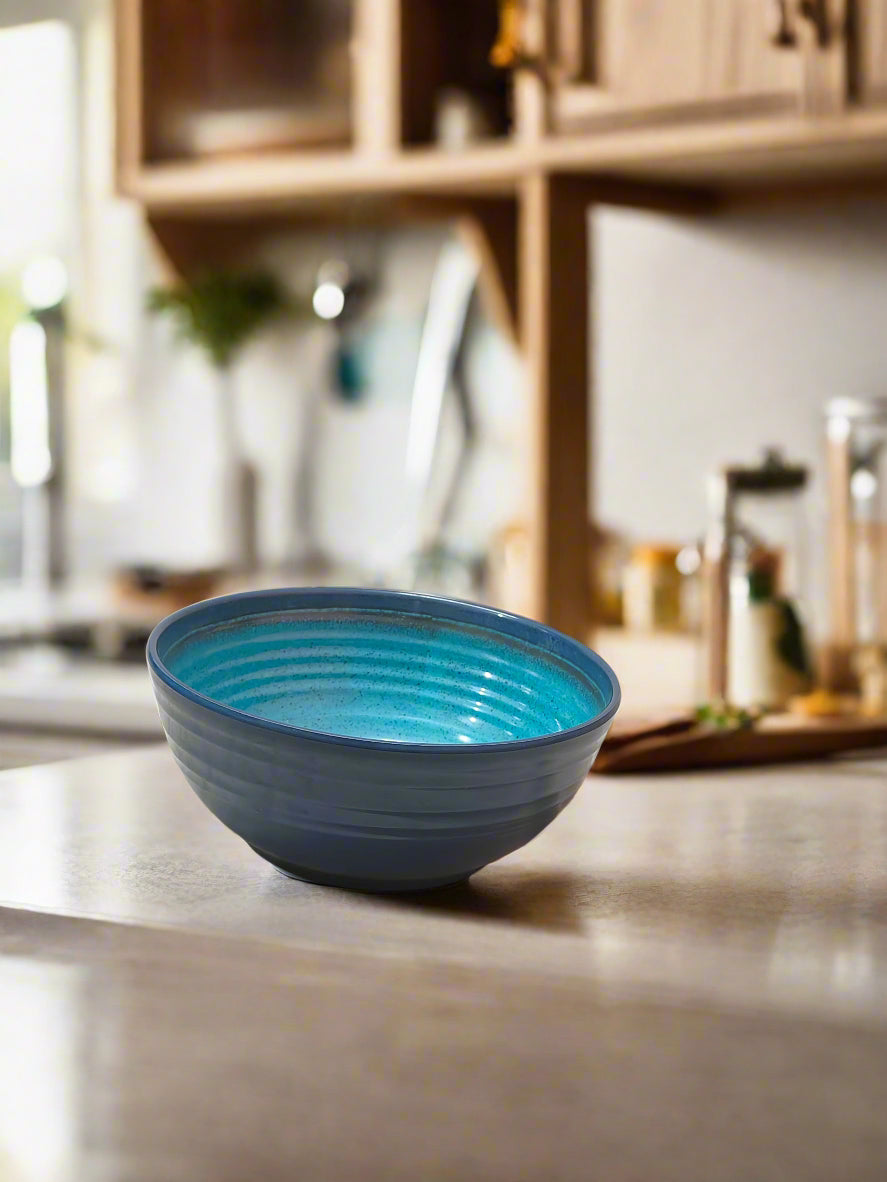 Ripple-Textured Turquoise Plastic Serving Bowl – Small, Big, or Set of 2
