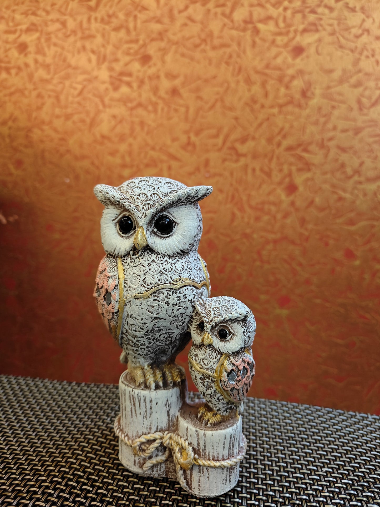 Vintage Owl Couple Resin Showpiece – Symbol of Wisdom & Protection