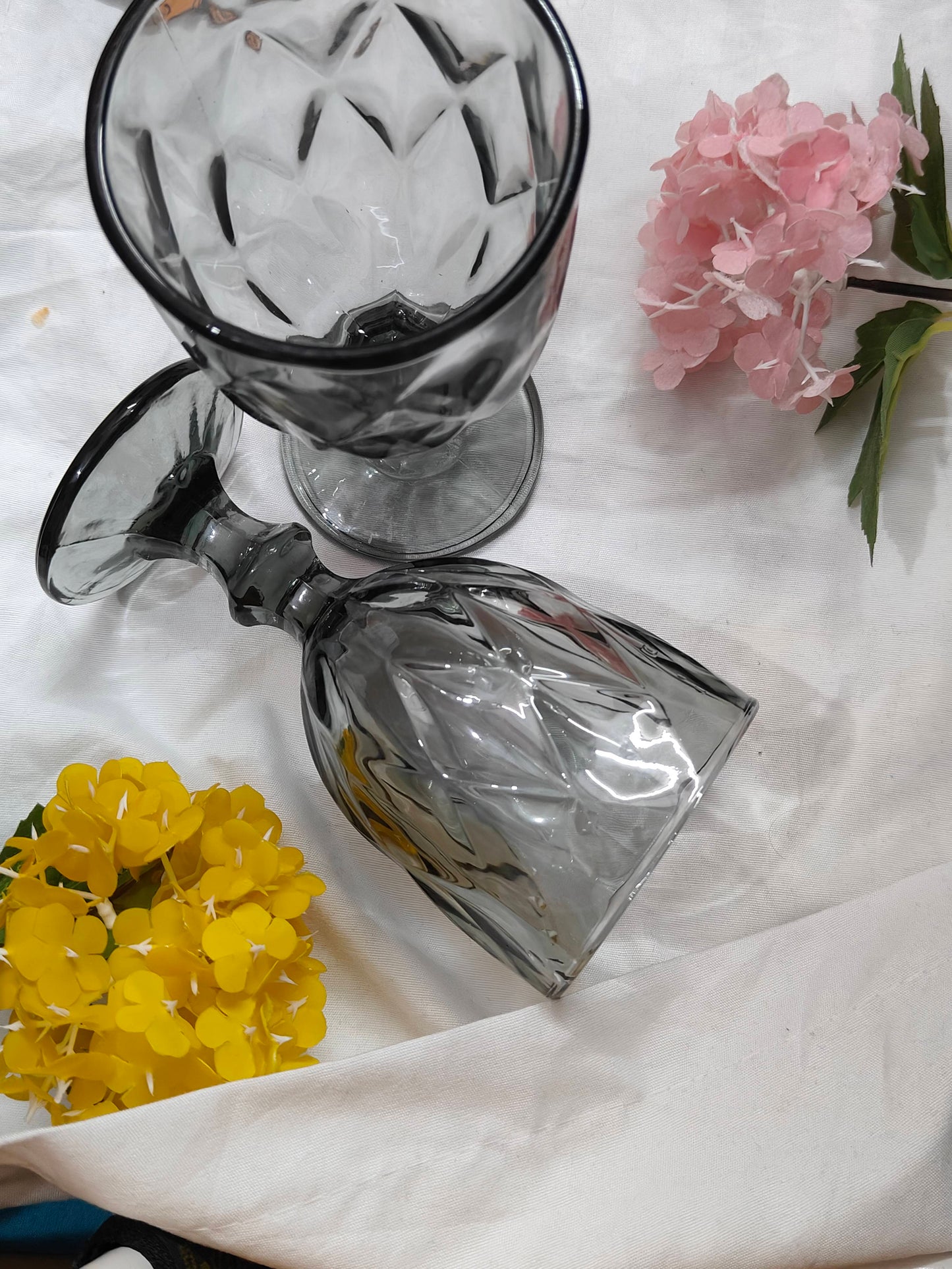 Smokey Diamond-Cut Wine Glasses – Set of 2