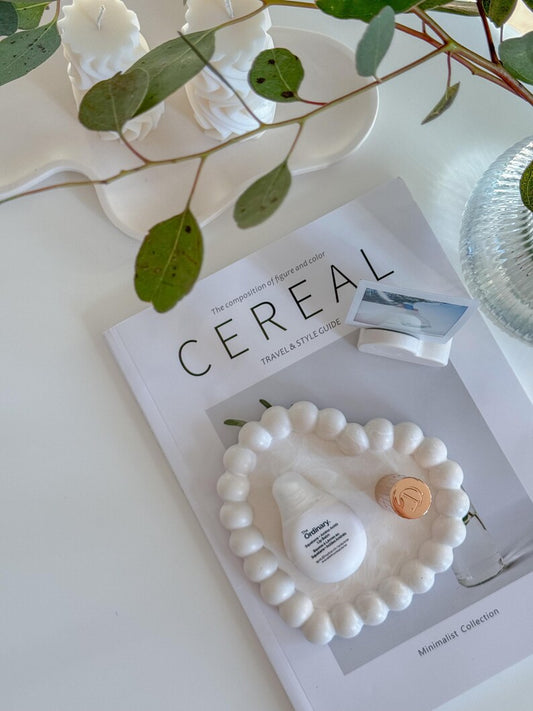 Heart-Shaped Concrete Tray – Minimalist Décor & Utility Piece